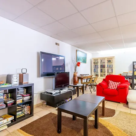 San Antonio - With Pool Views Near Pueblo Apartamento *