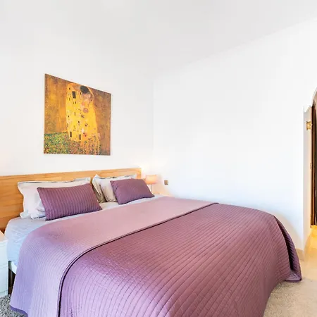 Apartamento San Antonio - With Pool Views Near Pueblo Mijas